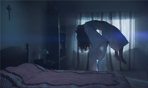Creating a spaceship fit for an otherworldly tale: Lux Aeterna on Netflix’s <i>The Manhattan Alien Abduction</i>