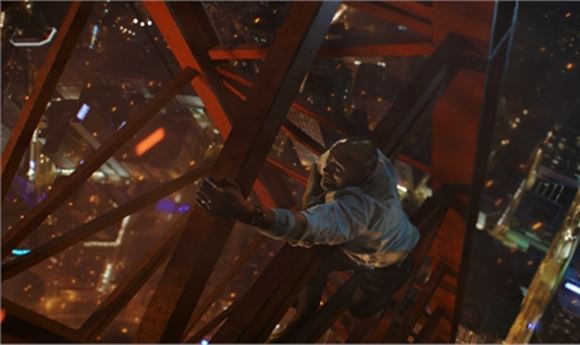 Method Helps Dwayne Johnson Take a Flying Leap in 'Skyscraper'